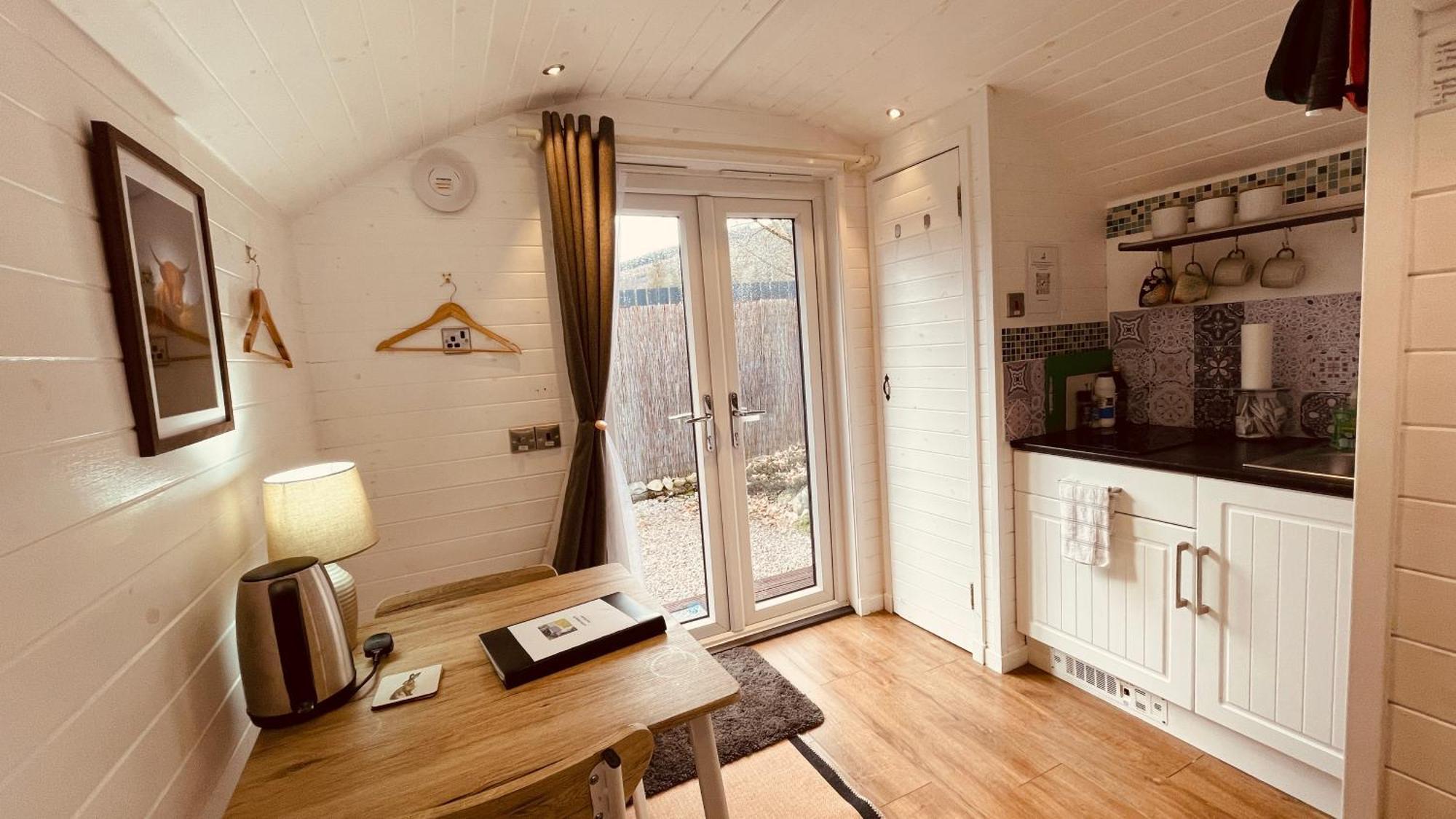 Apartmán Hideaway Pod Near Loch Ness For A Tranquil Retreat Lewiston Exteriér fotografie